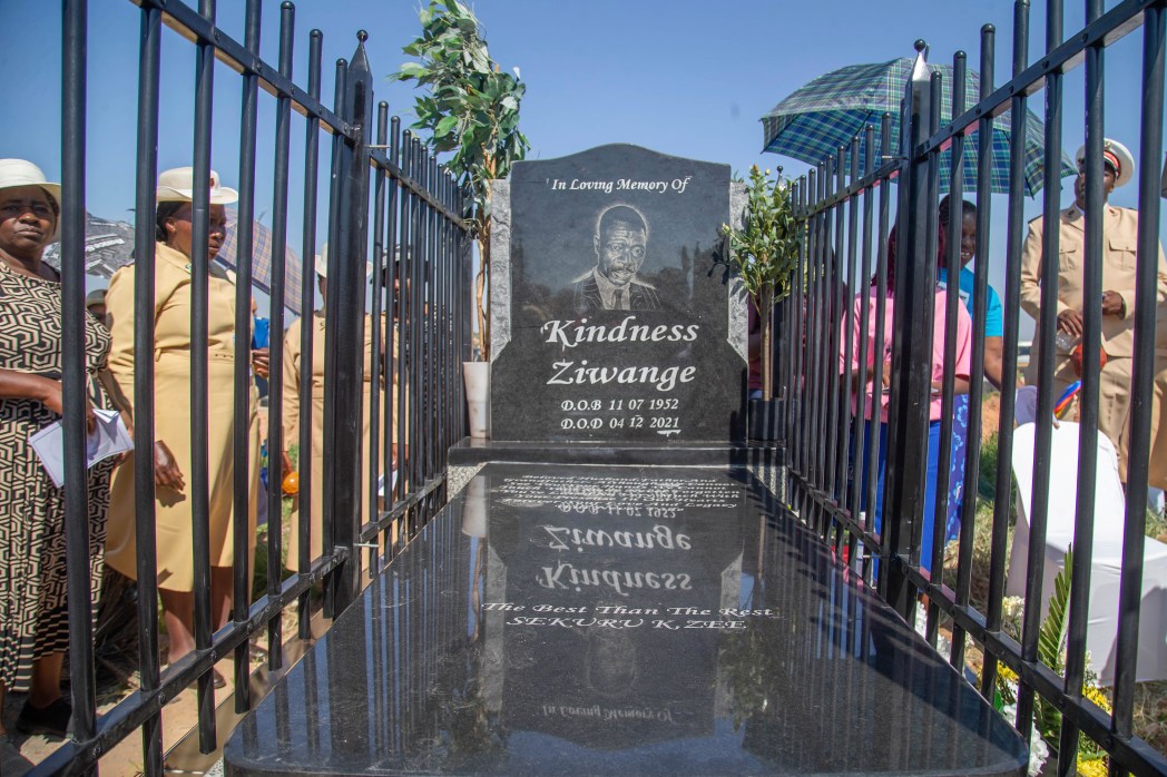 Zimbabwe Christmas Tombstones, Zimbabwe, Zimbabwe holiday traditions, Zimbabwe holiday tombstones, tombstone unveilings Zimbabwe, theGrio.com