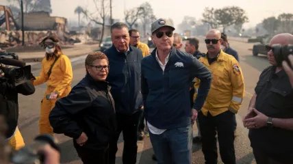 LA Mayor Karen Bass and Democrats face criticisms over California wildfires