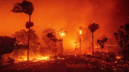 Flawed emergency alert systems lagged when residents needed them most during Los Angeles wildfires