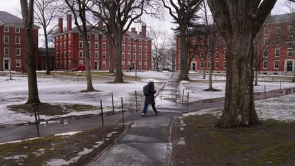 Harvard to offer free tuition to families with household income under $200,000