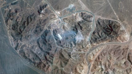 Iran launches missile attacks on US bases in Qatar and Iraq