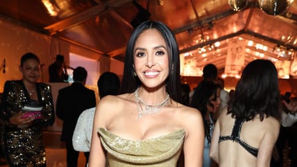 Vanessa Bryant shuts down pregnancy rumors with Rihanna memes 