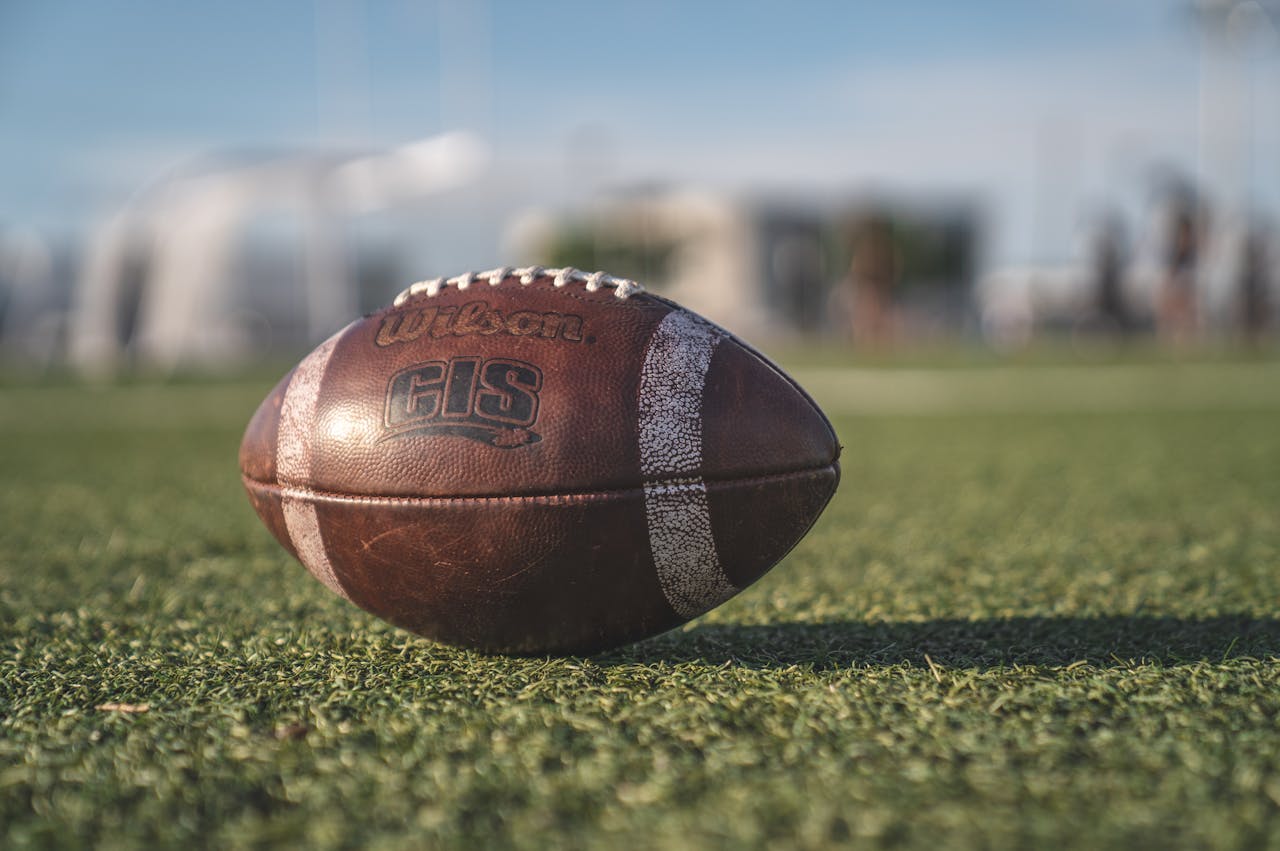 Markquese Bell, Dallas Cowboys, Khan Saunders