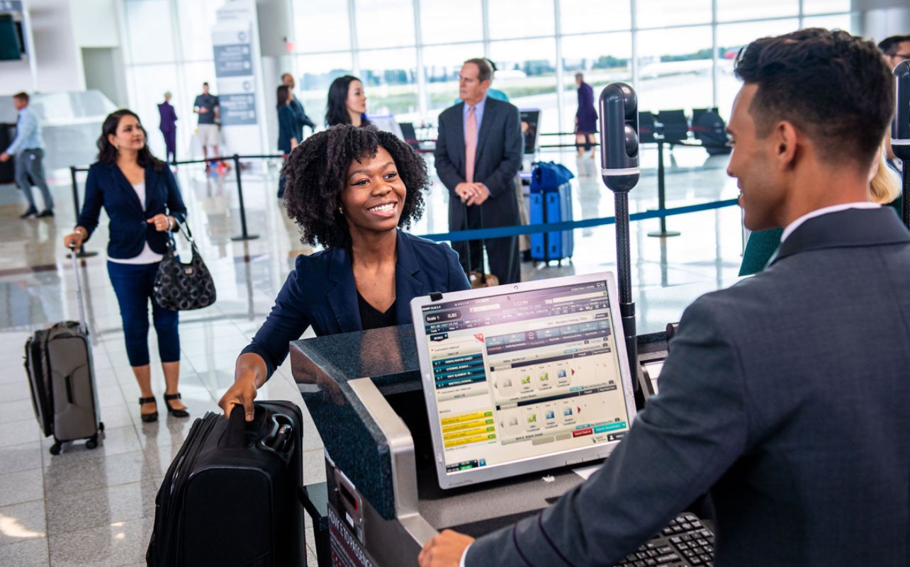 Howard student, holiday travel, flights