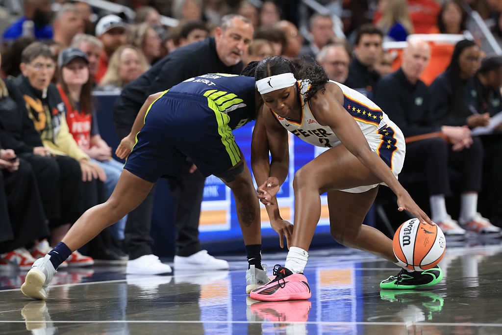 Dallas Wings v Indiana Fever