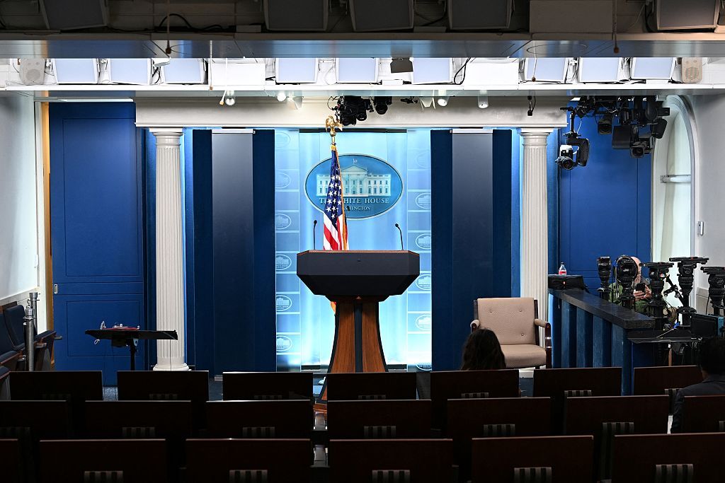 TOPSHOT-US-POLITICS-MEDIA-TRUMP