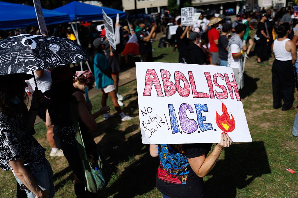 US-MEXICO-IMMIGRATION-MIGRATION-POLITICS-POLICE