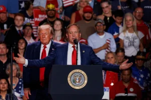 sa100726TrumpVisit